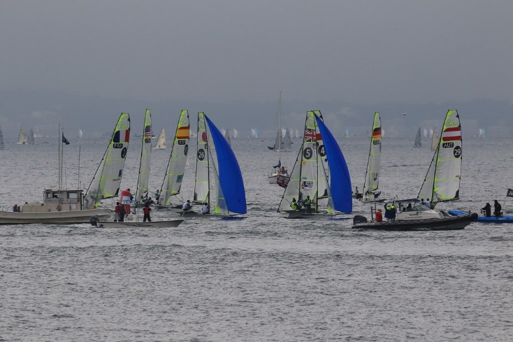 希罗灵活绕,过康西尔,精准三分锁,乐鱼体育,乐鱼app,乐鱼官网,乐鱼体育app