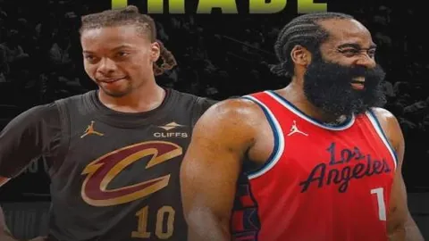 日职联半场：田中聪制造良机，广岛三箭与横滨水手握手言和